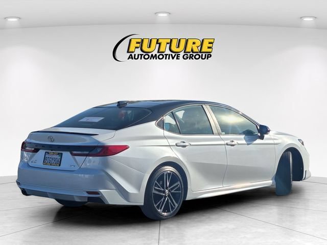 Used 2025 Toyota Camry XSE AWD/4WD image 5