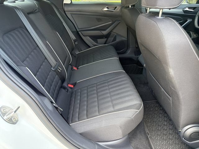 Used 2023 Volkswagen Jetta Sport FWD image 17