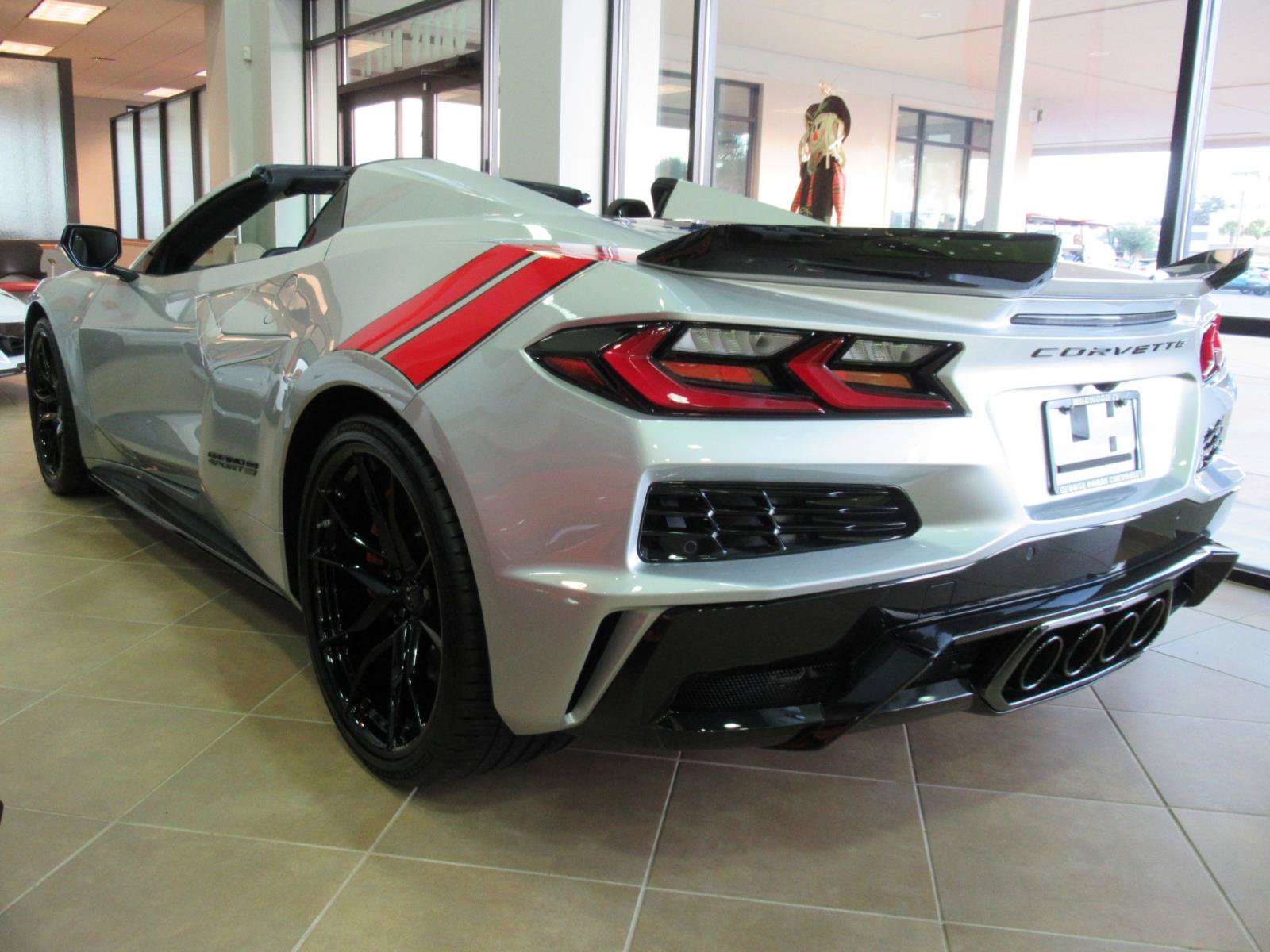 New 2027 Chevrolet Corvette Grand Sport RWD image 4