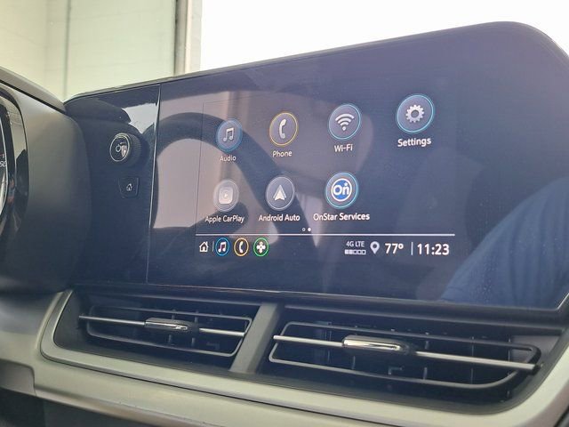 Used 2024 Chevrolet Trax RS w/ Sunroof Package image 15