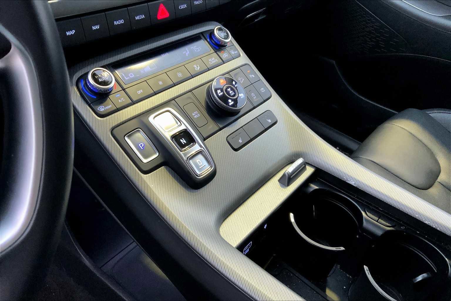 Used 2024 Hyundai Palisade SEL image 15