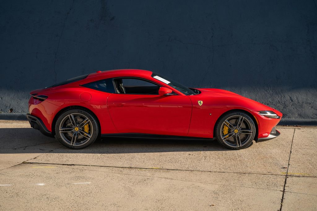 Certified 2024 Ferrari Roma image 6