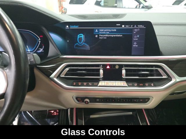 Used 2021 BMW X7 xDrive40i w/ M Sport Package AWD/4WD image 23