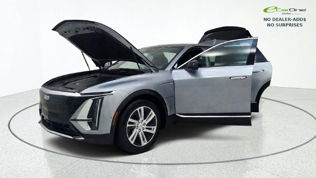 Used 2024 Cadillac Lyriq Tech w/ Driver Assist Package AWD/4WD image 13