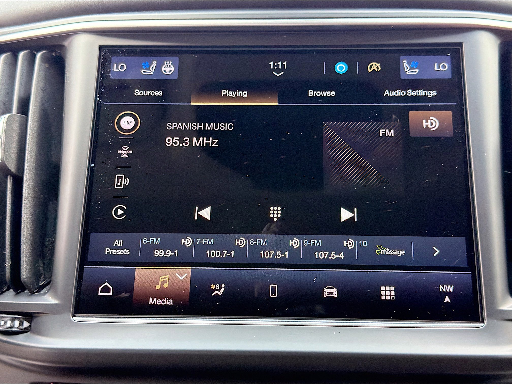 Used 2022 Maserati Levante Modena AWD/4WD image 31