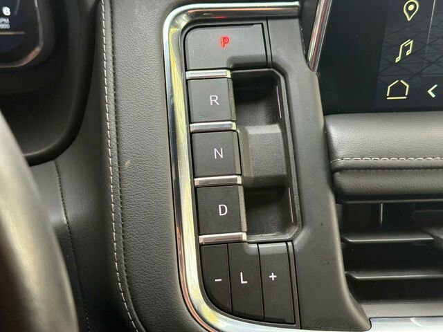 Used 2022 GMC Yukon XL SLE image 26