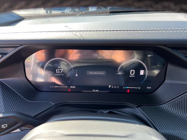 New 2026 Jeep Cherokee Overland w/ Advanced Pro Tech Group AWD/4WD image 13