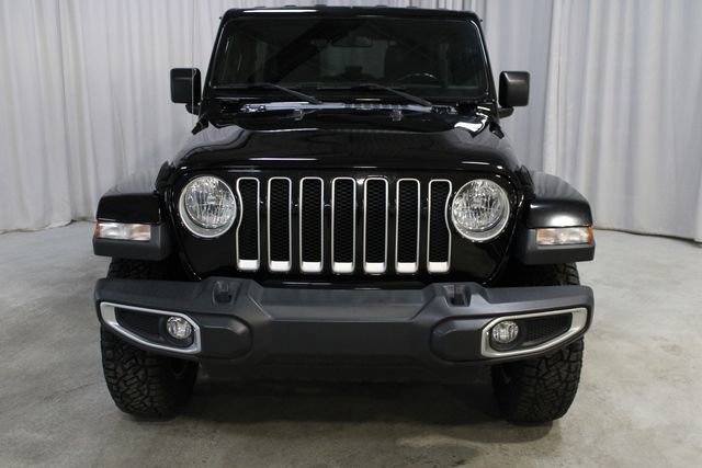 Used 2018 Jeep Wrangler Unlimited Sahara AWD/4WD image 28