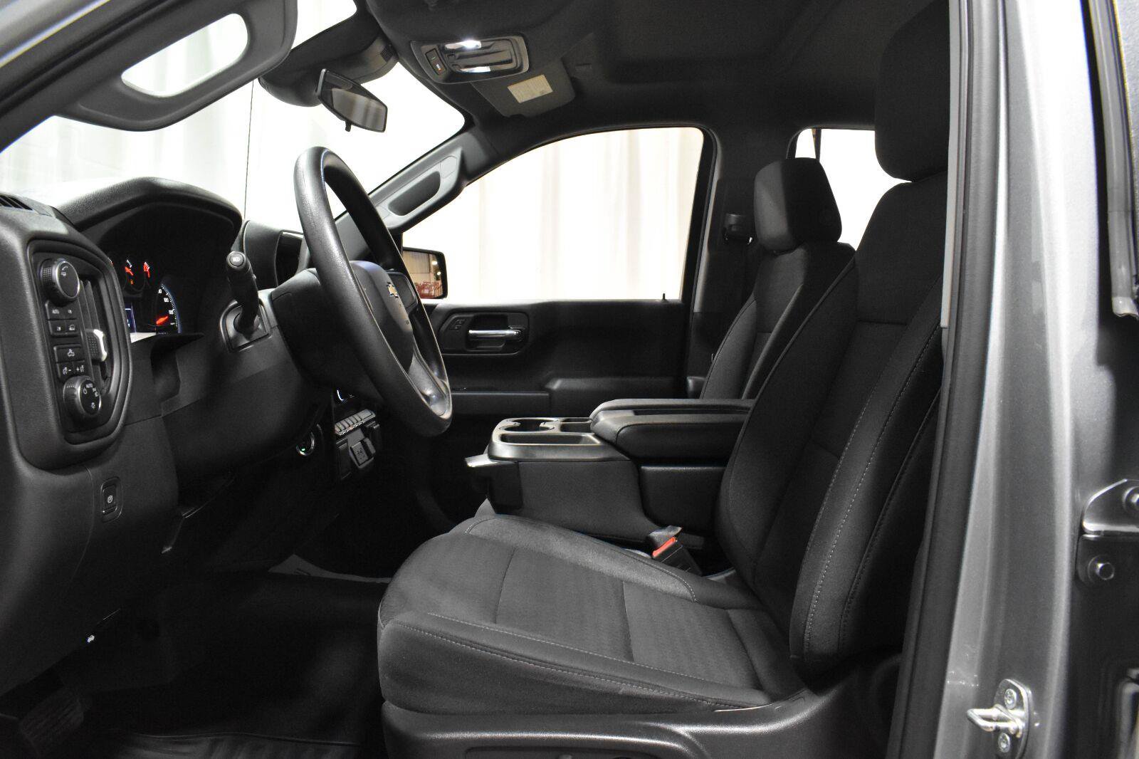 Used 2023 Chevrolet Silverado 1500 Custom w/ LPO, Dark Essentials Package AWD/4WD image 3