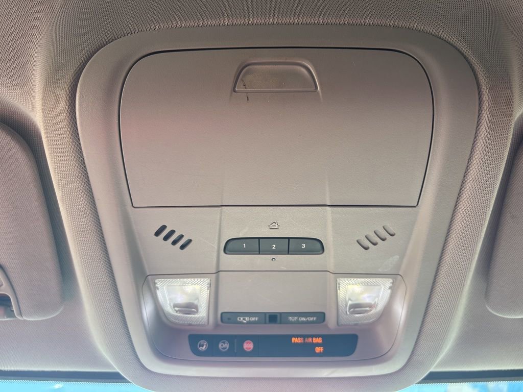 Used 2019 GMC Acadia SLT FWD image 20