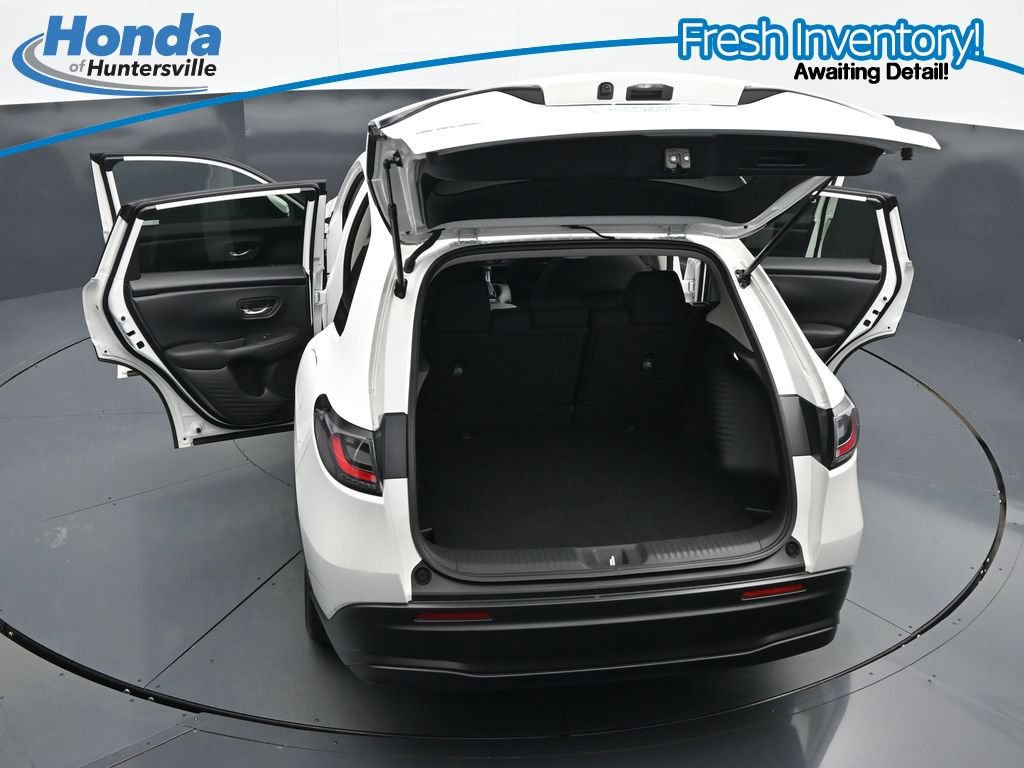 Certified 2026 Honda HR-V LX image 40
