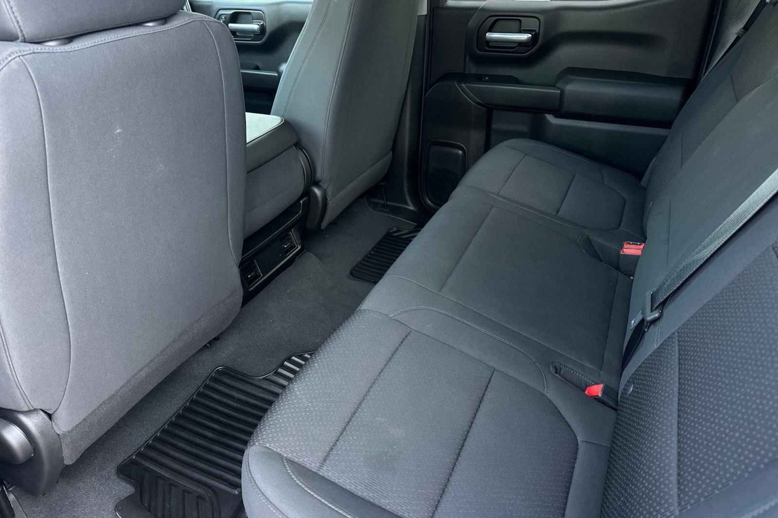 Used 2021 Chevrolet Silverado 1500 Custom image 10