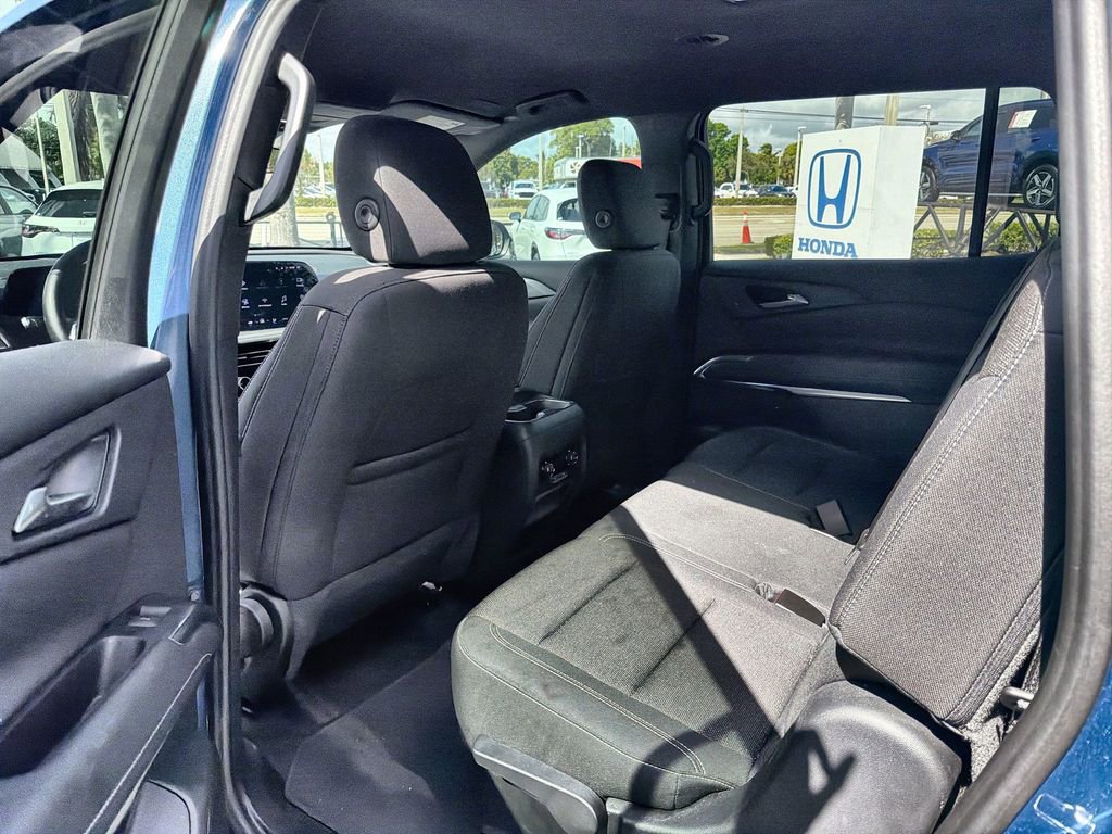 Used 2024 Chevrolet Traverse LS w/ Midnight/Sport Edition image 26