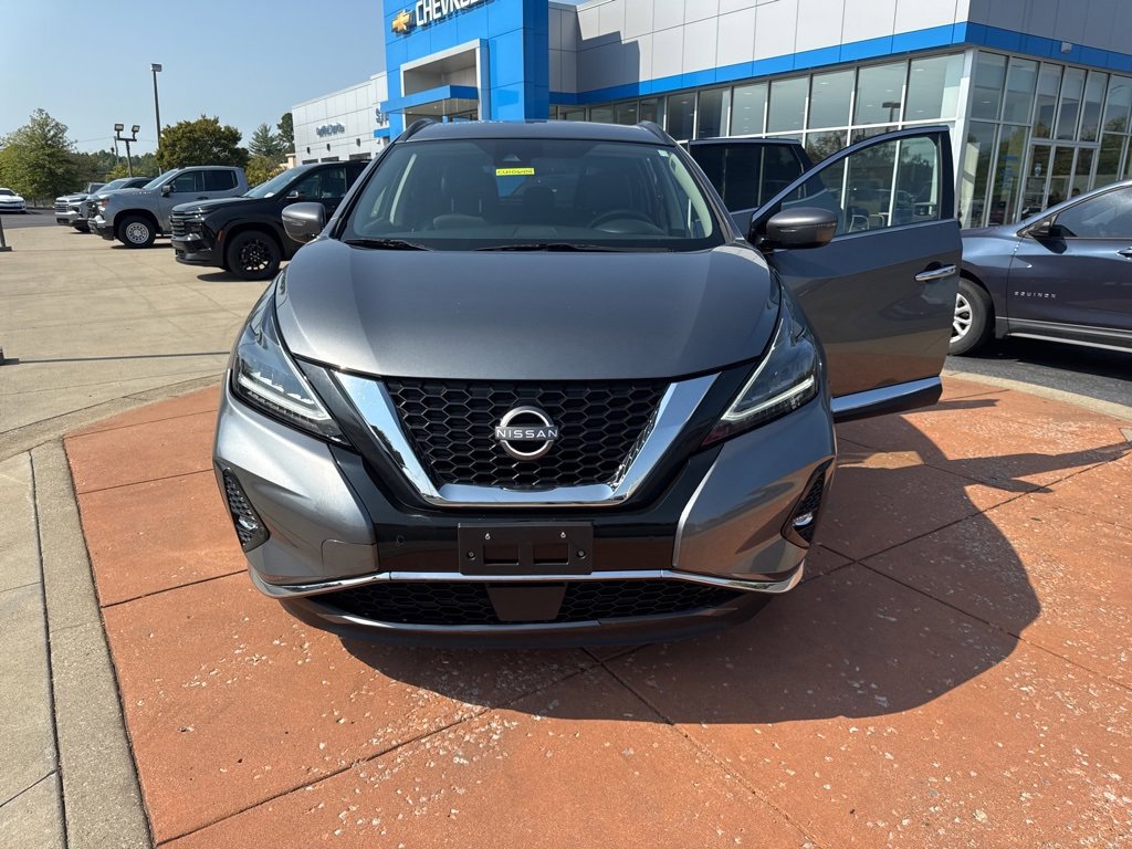 Used 2023 Nissan Murano SV image 4