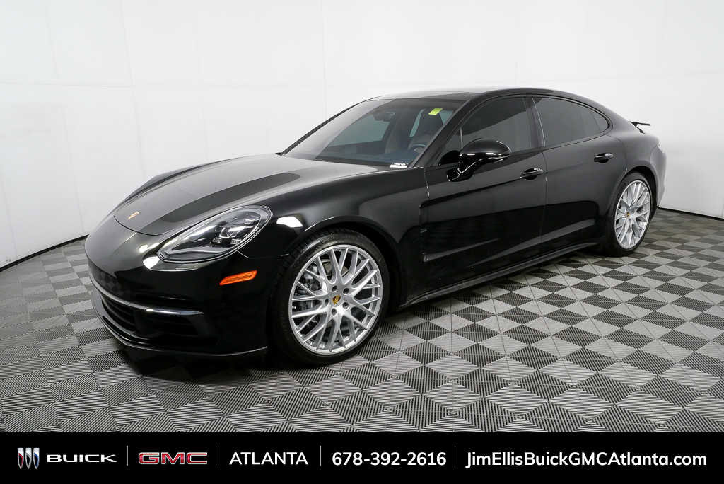 Used 2018 Porsche Panamera 4 w/ Premium Package Plus image 31