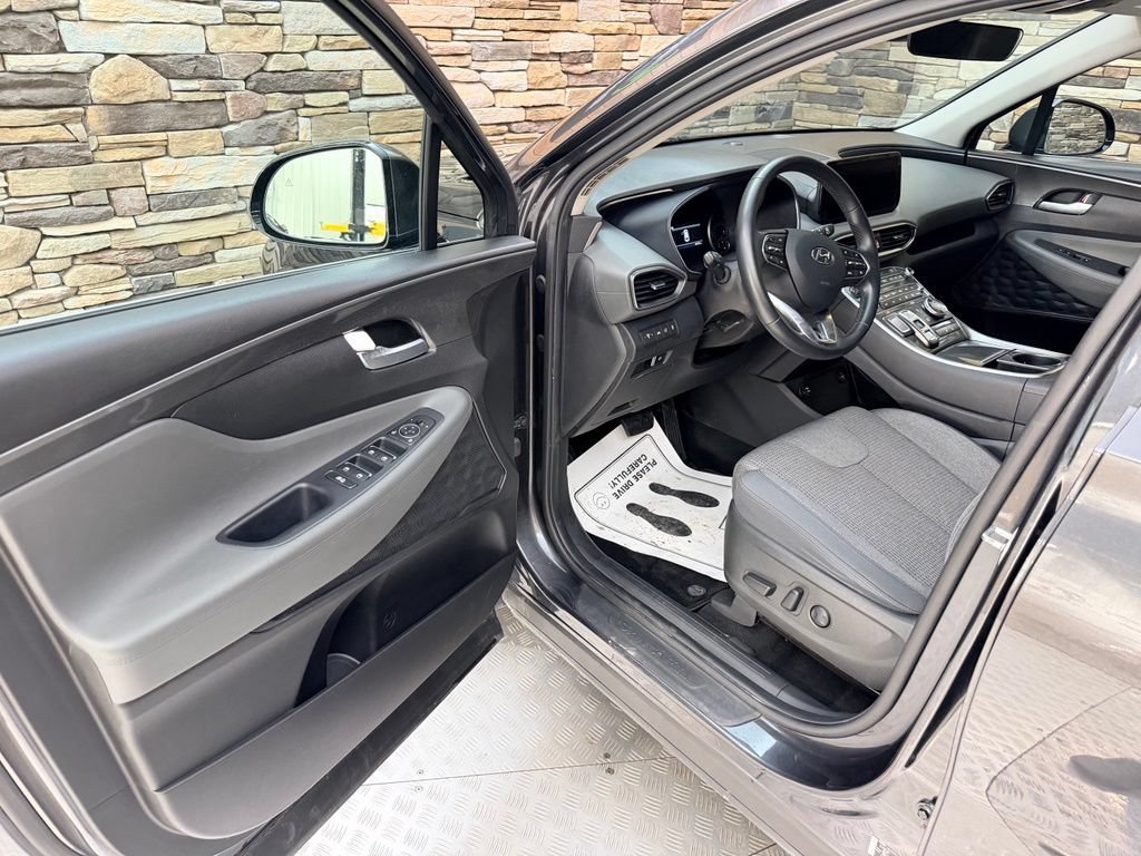 Used 2023 Hyundai Santa Fe SEL AWD/4WD image 15