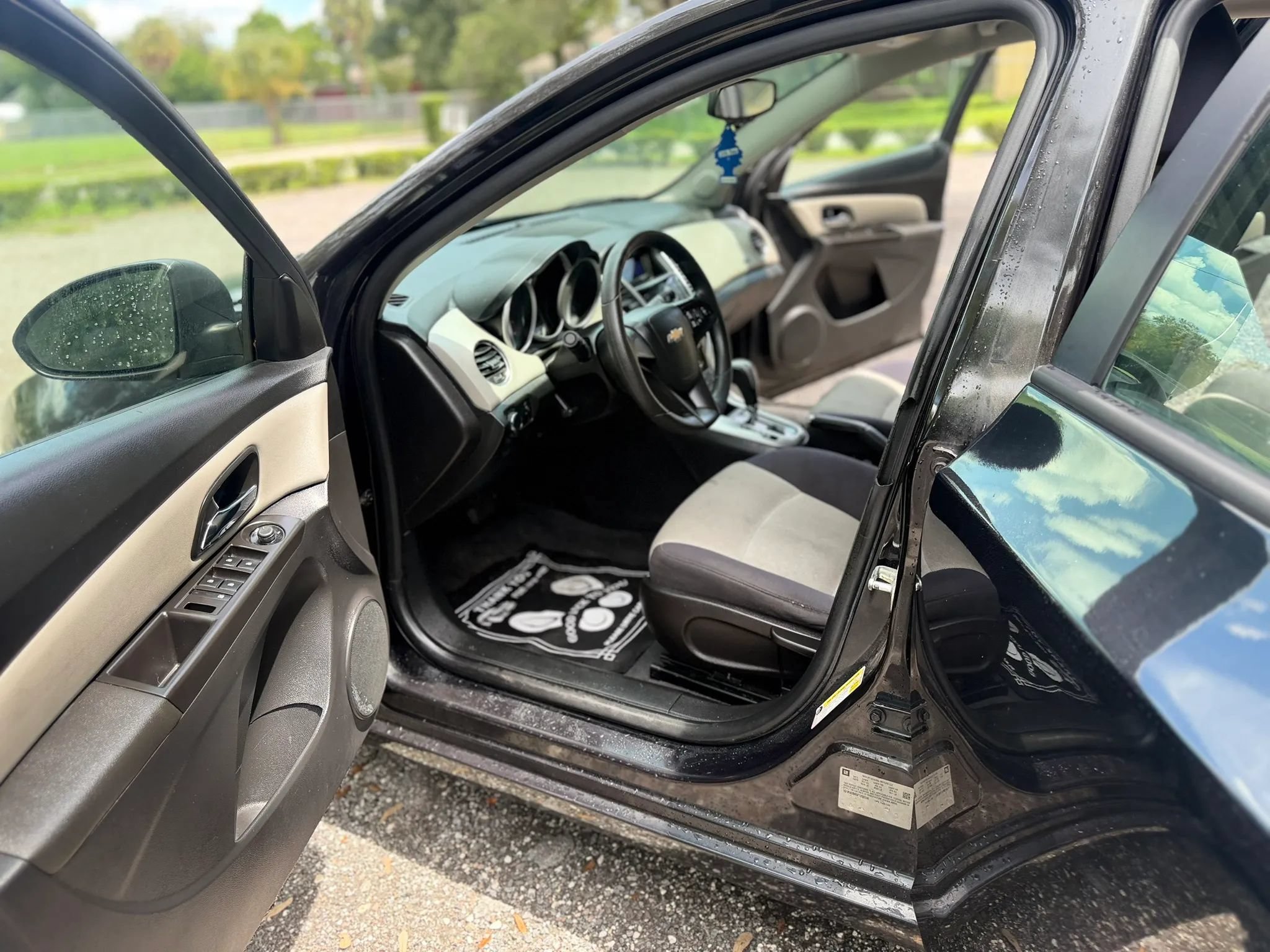 Used 2015 Chevrolet Cruze LS FWD image 7