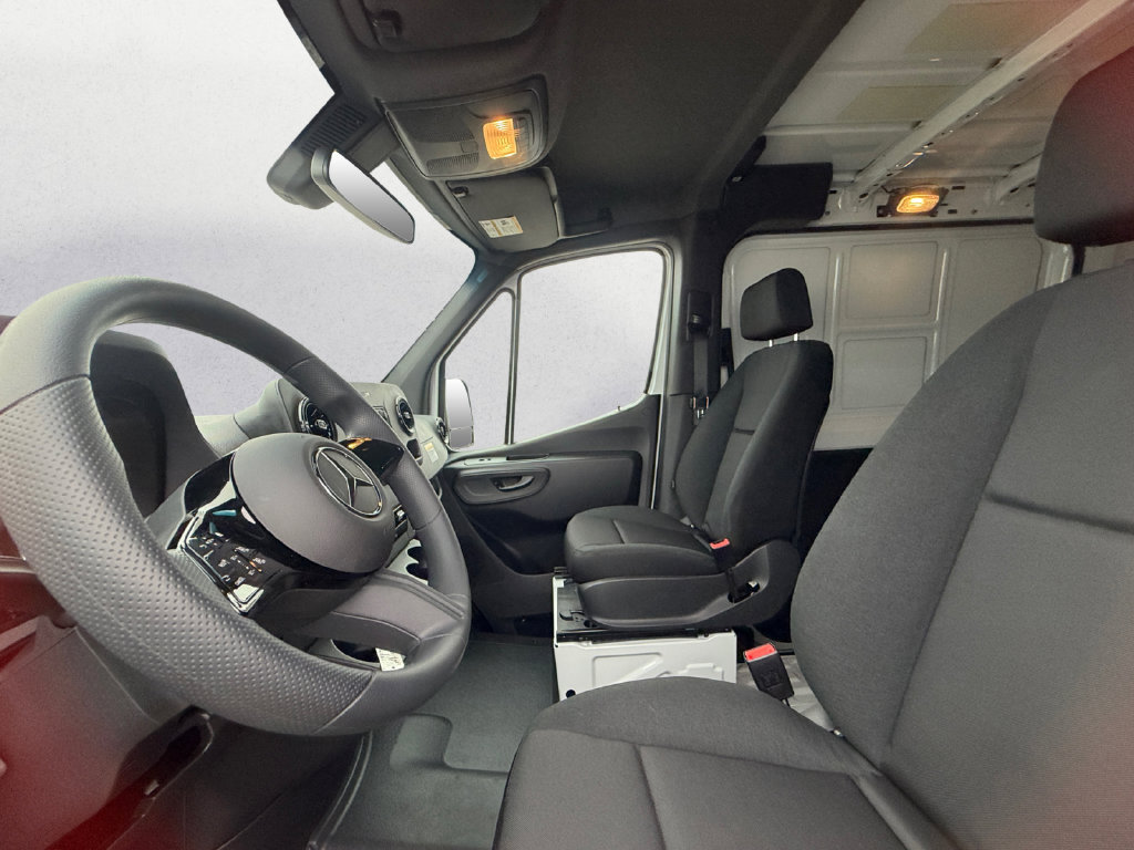 New 2026 Mercedes-Benz Sprinter 2500 image 10