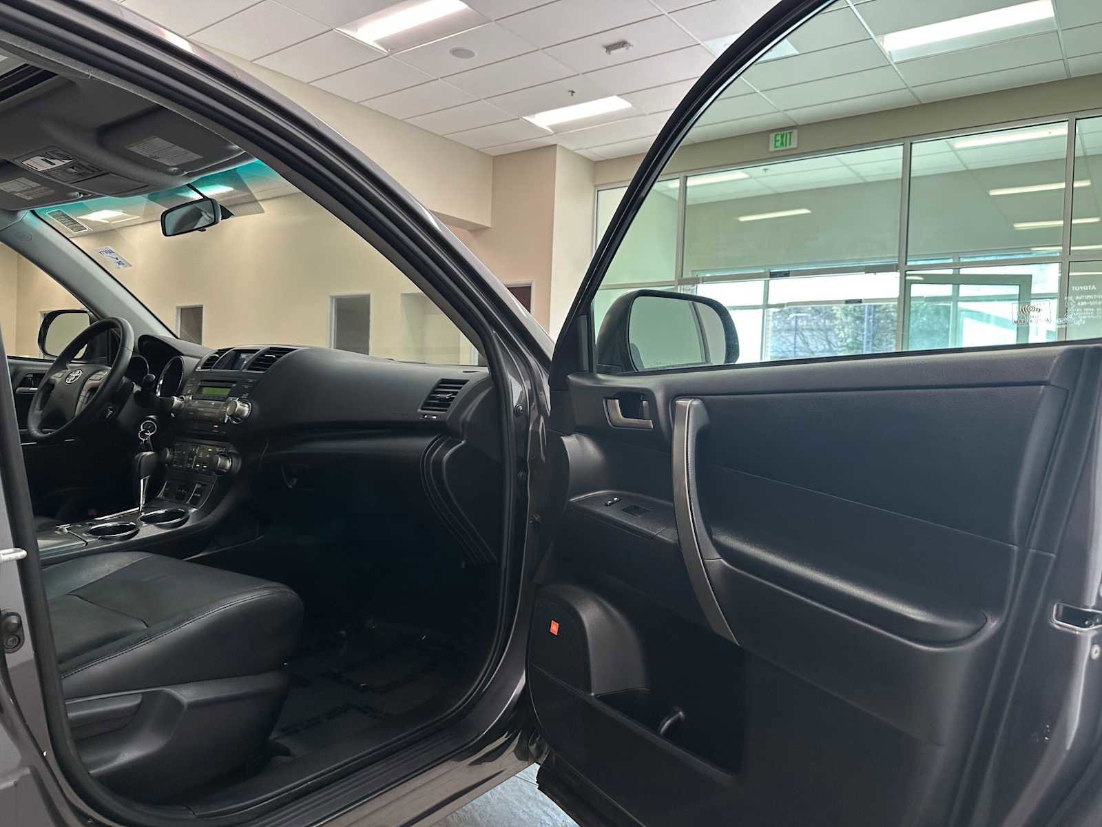 Used 2009 Toyota Highlander Sport image 27