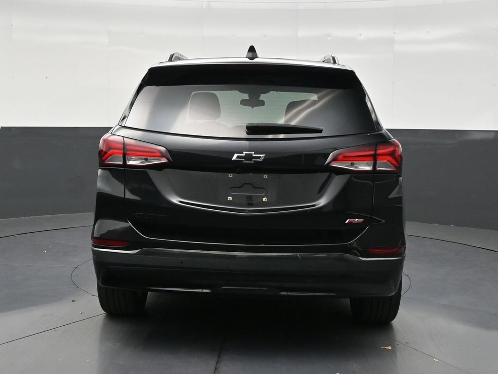 Used 2023 Chevrolet Equinox RS w/ RS Leather Package FWD image 4