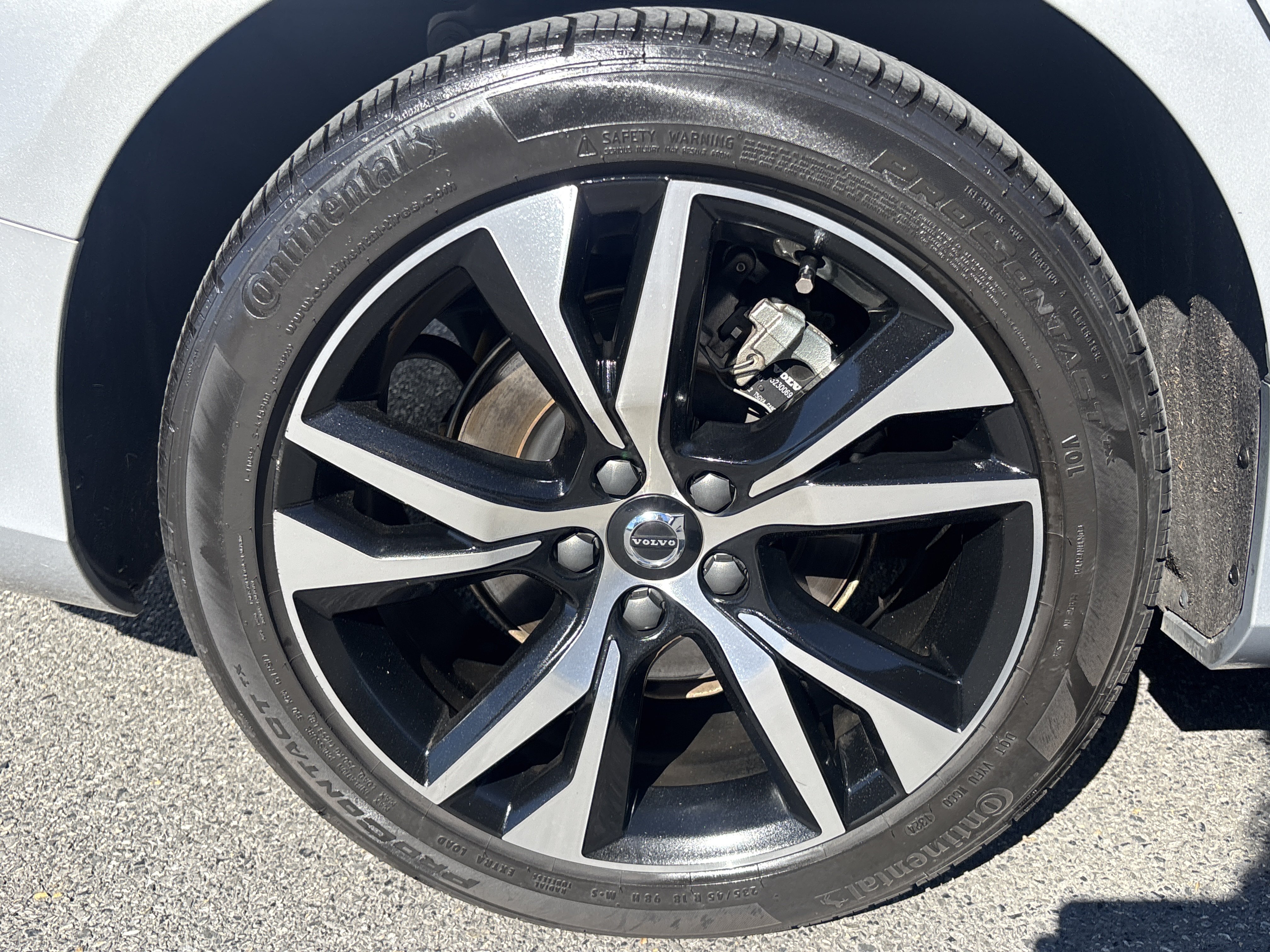 Used 2025 Volvo S60 B5 Core FWD image 38