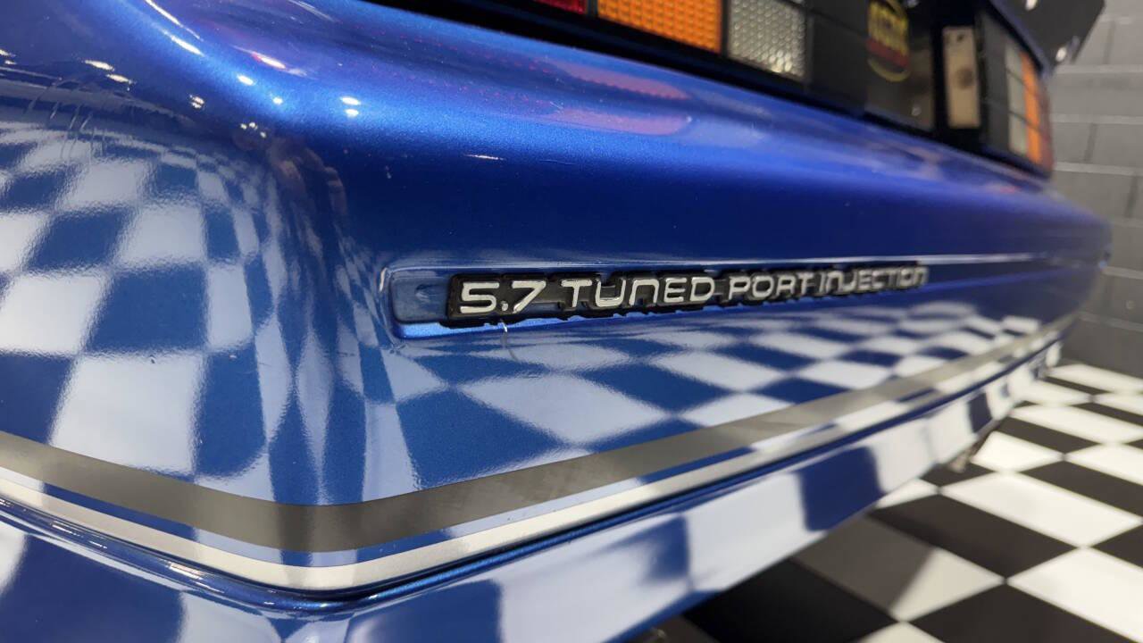 Used 1989 Chevrolet Camaro IROC-Z image 26