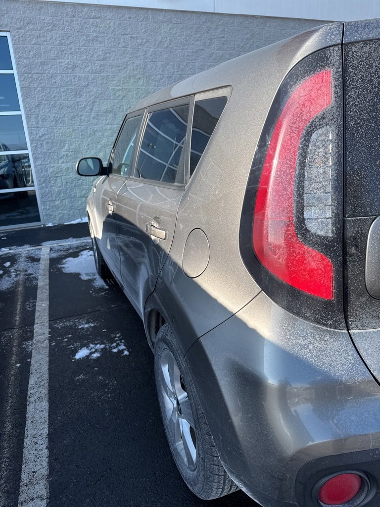 Used 2018 Kia Soul image 3