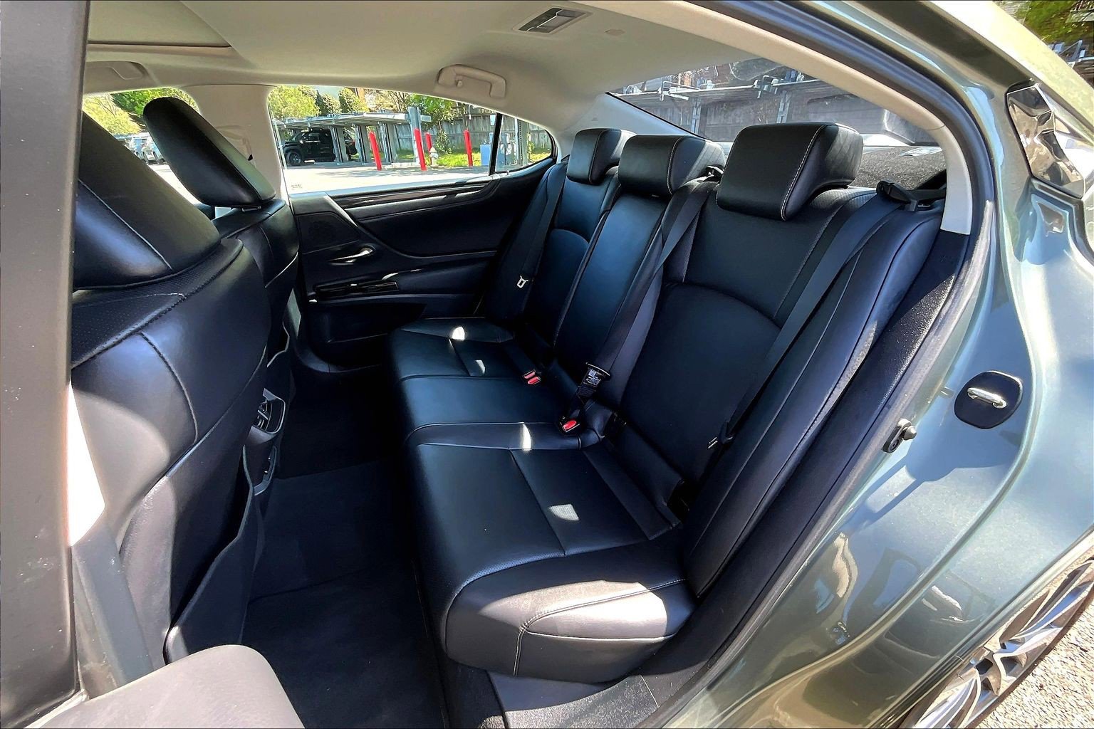 Used 2023 Lexus ES 350 w/ Accessory Package (Z2) image 24