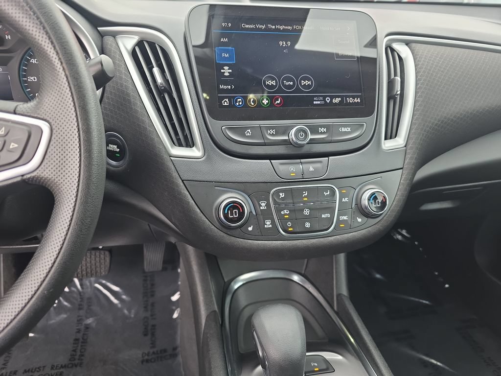 Used 2023 Chevrolet Malibu LT w/ Driver Confidence Package FWD image 17