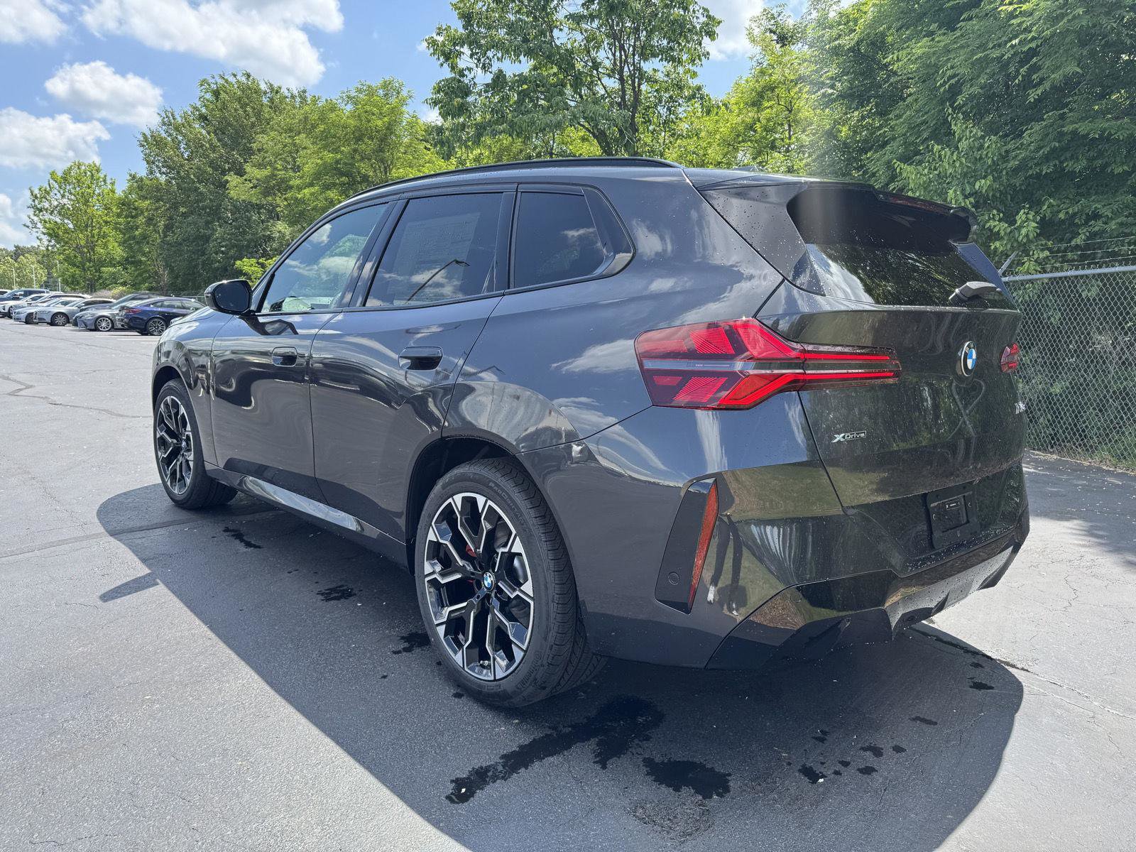 New 2026 BMW X3 xDrive30 w/ Premium Package image 3