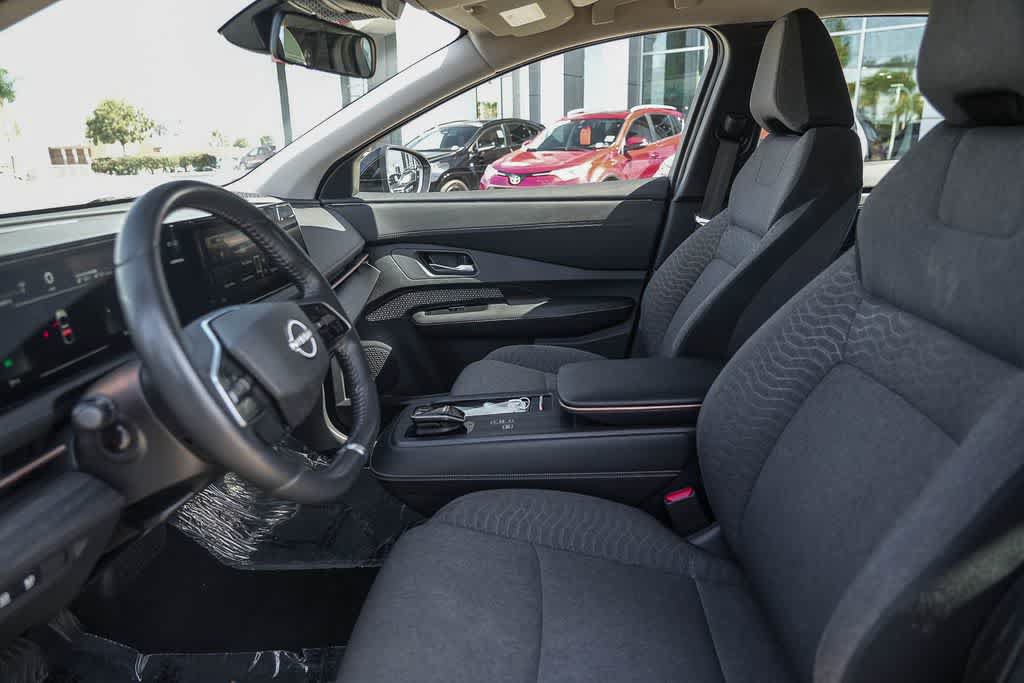 Used 2023 Nissan Ariya FWD image 17