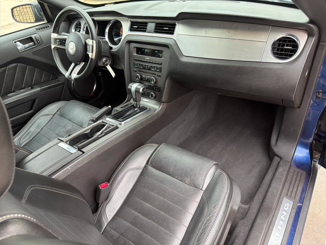 Used 2010 Ford Mustang Coupe RWD image 18