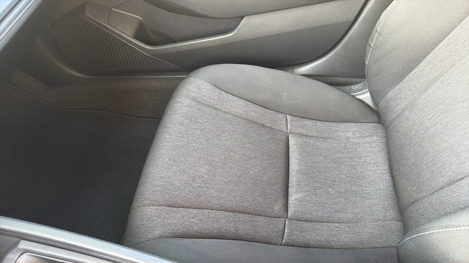 Used 2023 Honda Accord LX image 17