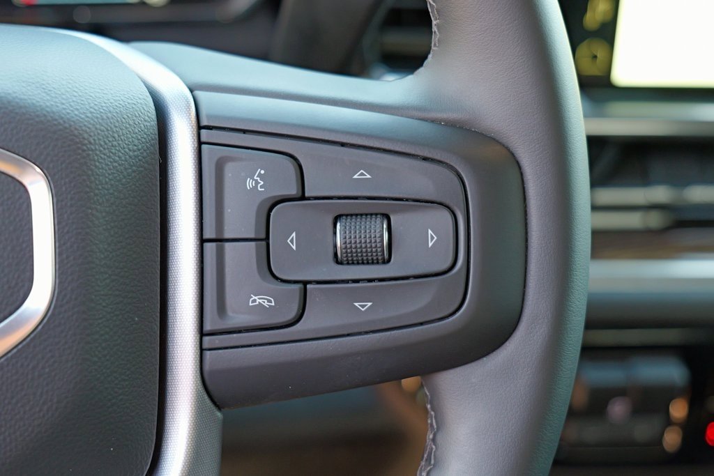 New 2025 GMC Sierra 1500 Elevation image 12