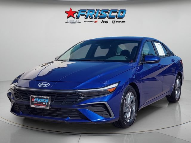 Used 2024 Hyundai Elantra SEL FWD image 3