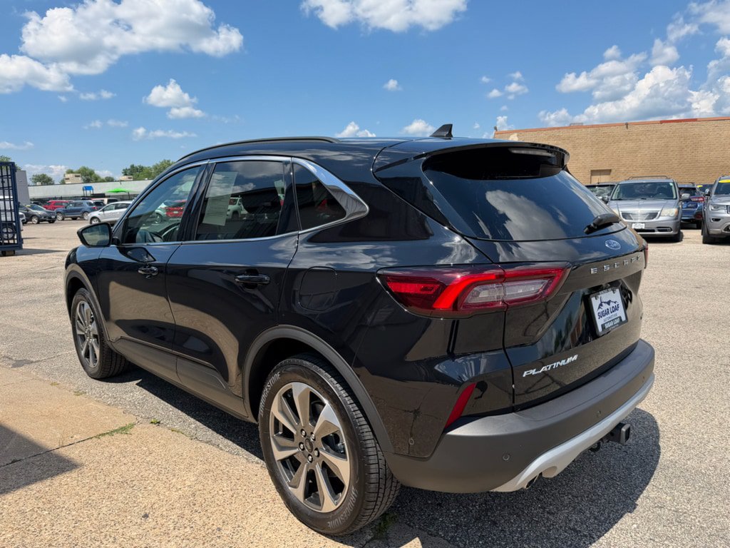 Used 2024 Ford Escape Platinum w/ Premium Technology Package AWD/4WD image 6