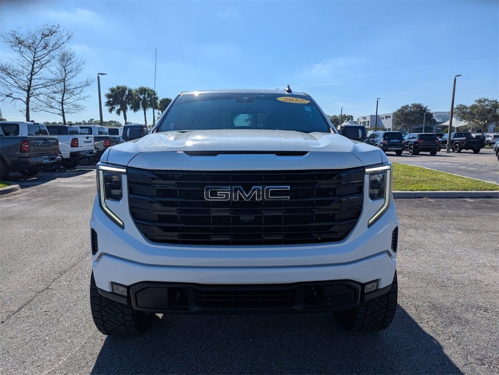 Used 2022 GMC Sierra 1500 Elevation w/ Elevation Premium Package image 3