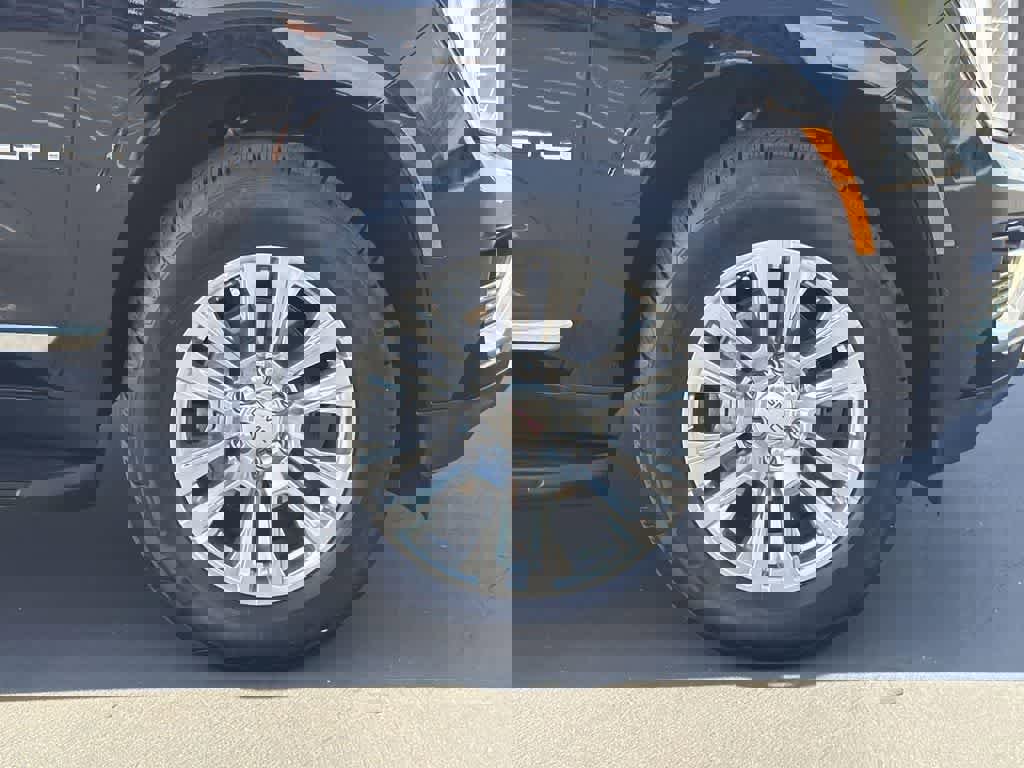 Used 2025 GMC Yukon Denali image 41