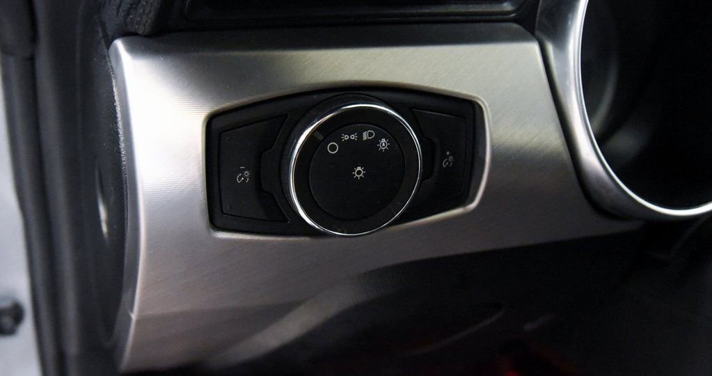 Used 2022 Ford Mustang Premium image 17