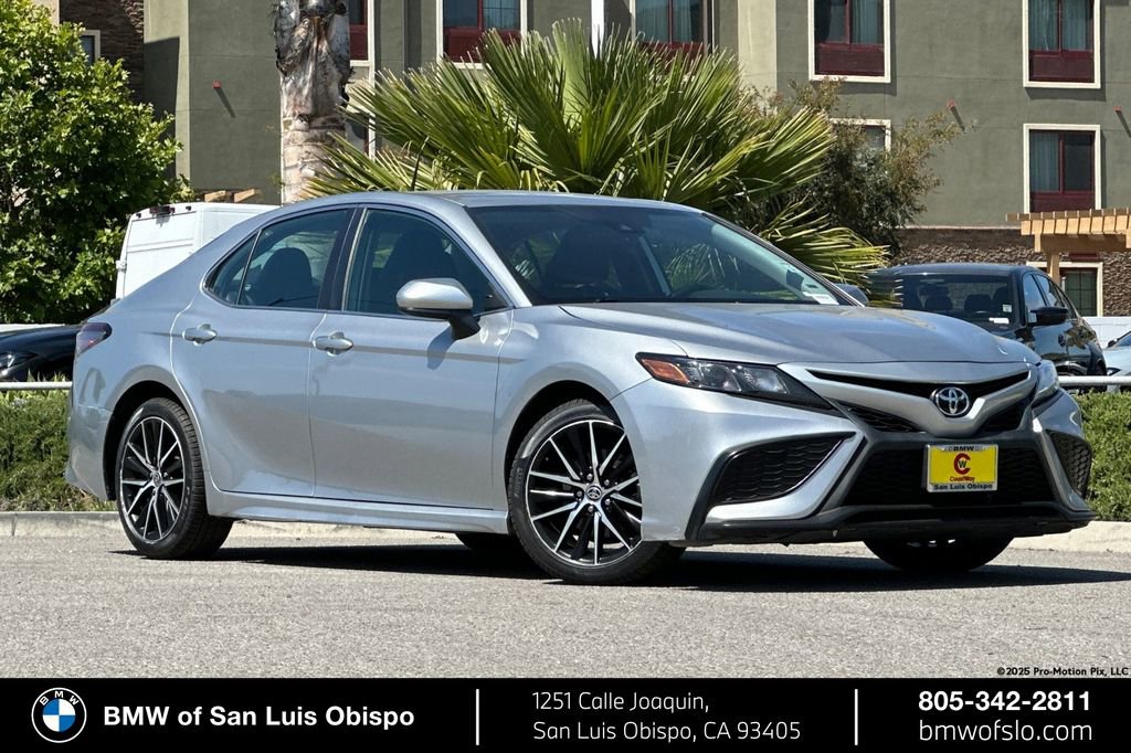 Used 2021 Toyota Camry SE