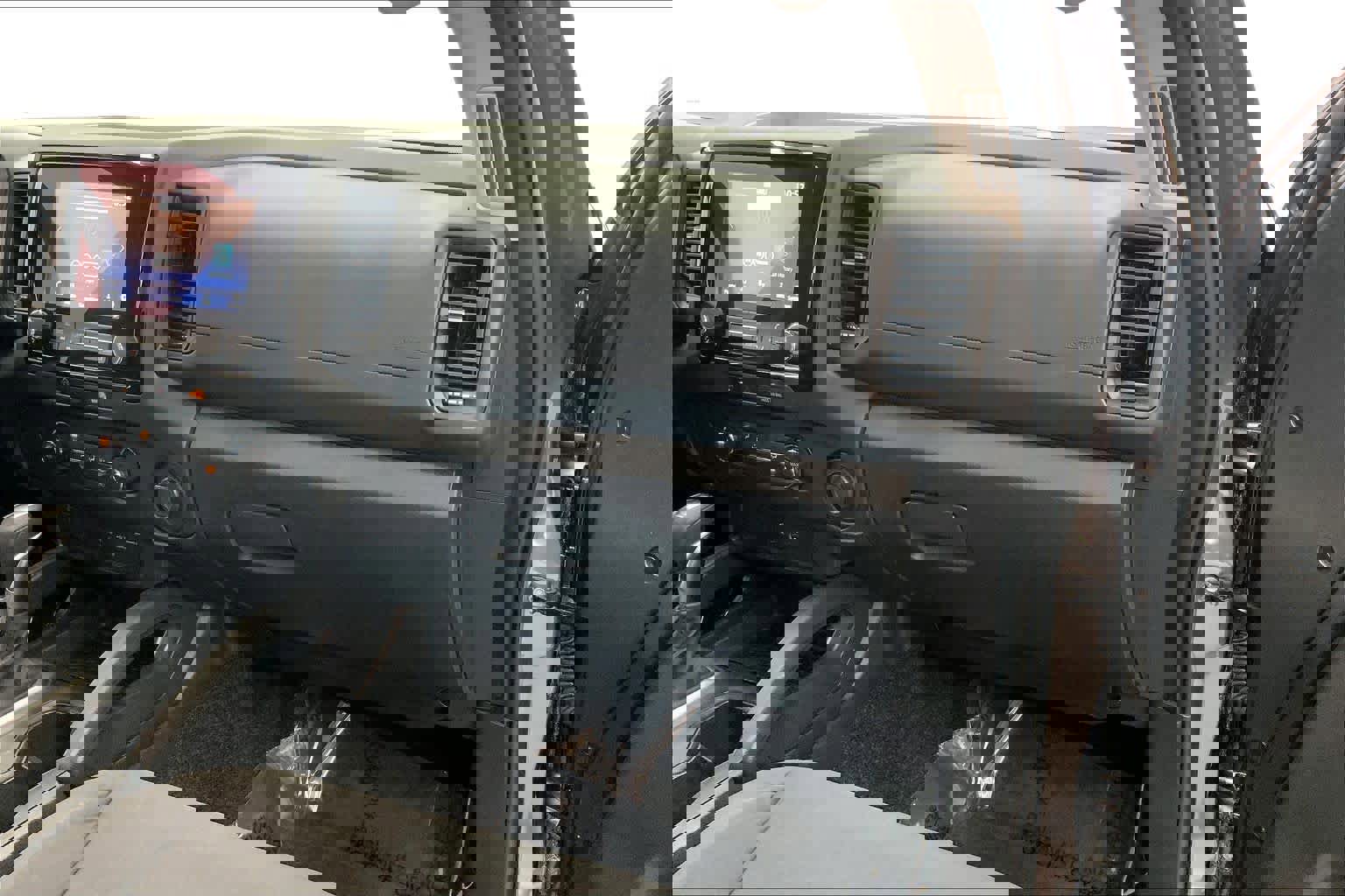 Used 2024 Nissan Frontier S image 27