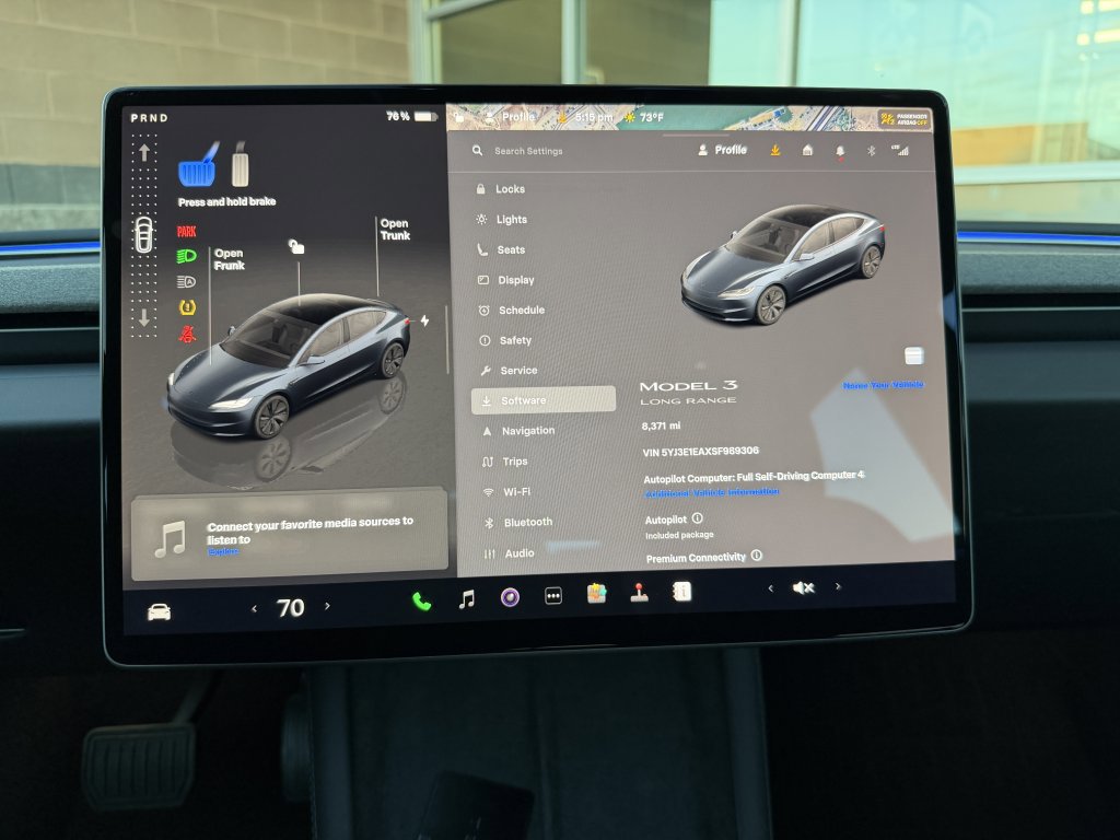 Used 2025 Tesla Model 3 image 25