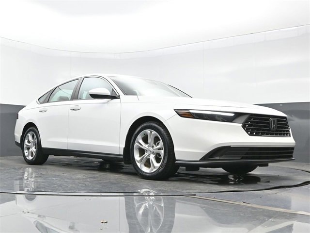 Certified 2023 Honda Accord LX image 29