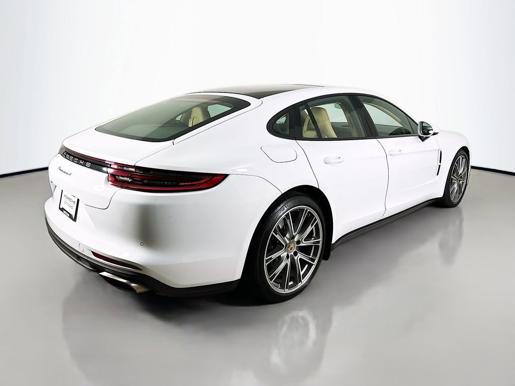 Used 2018 Porsche Panamera 4 image 9