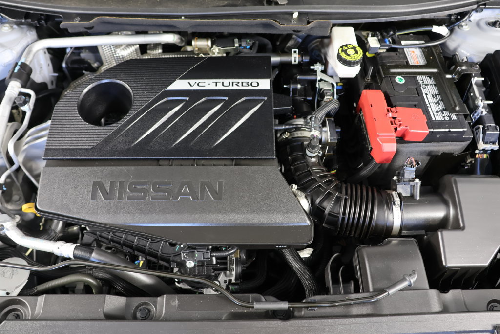 Used 2025 Nissan Rogue SL FWD image 23