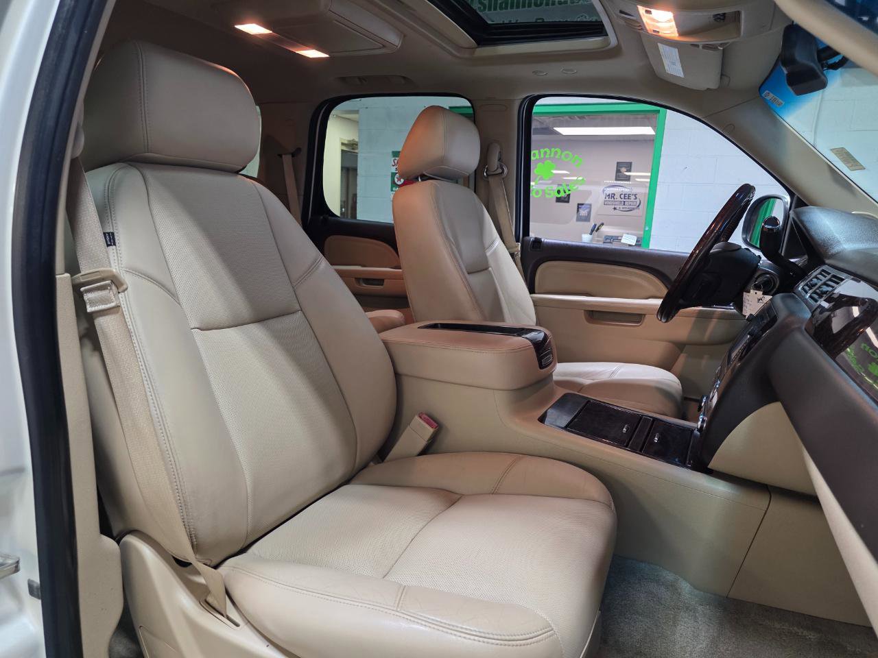 Used 2013 GMC Yukon Denali AWD/4WD image 27