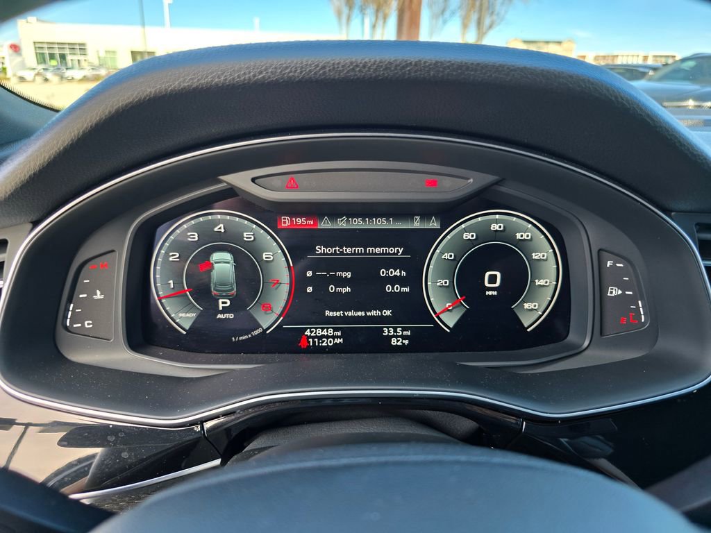 Used 2023 Audi Q7 3.0T Premium w/ Convenience Package image 9