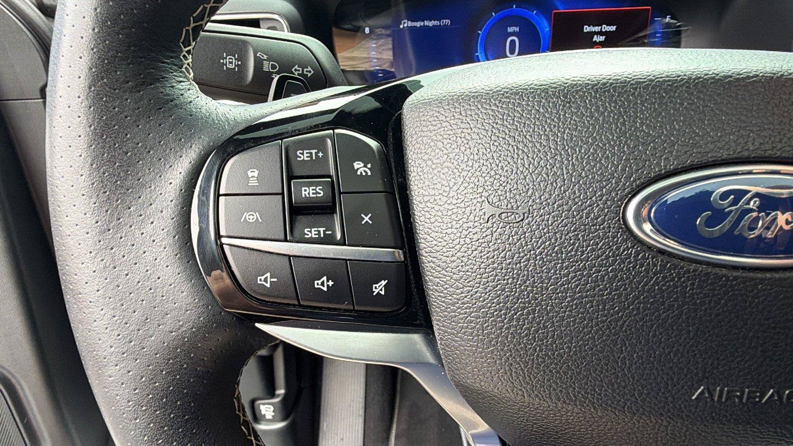 Used 2023 Ford Explorer ST w/ Equipment Group 401A AWD/4WD image 31