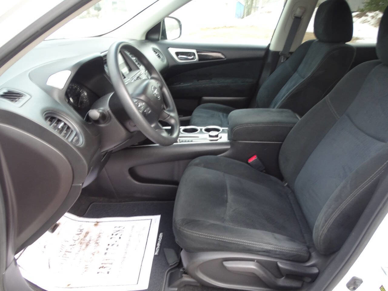 Used 2013 Nissan Pathfinder S image 10