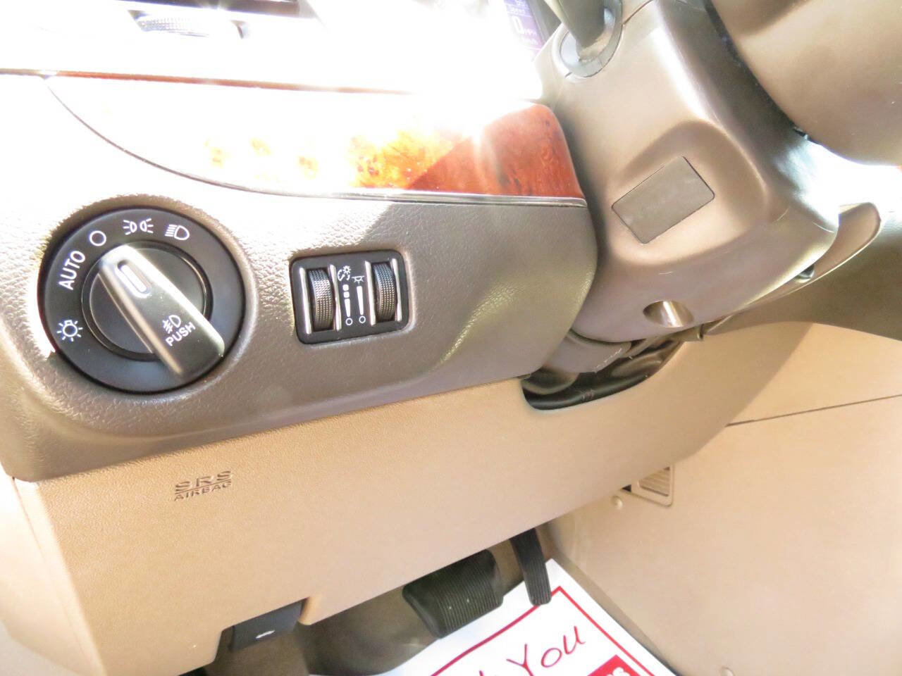 Used 2015 Chrysler Town & Country Touring-L w/ Driver Convenience Group FWD image 13